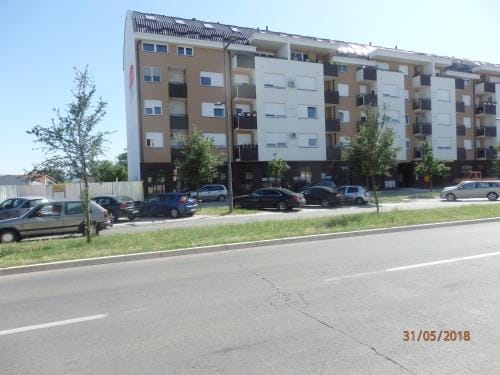 Apartment Erika Hostel in Novi Sad