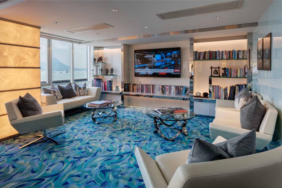Bar/lounge
