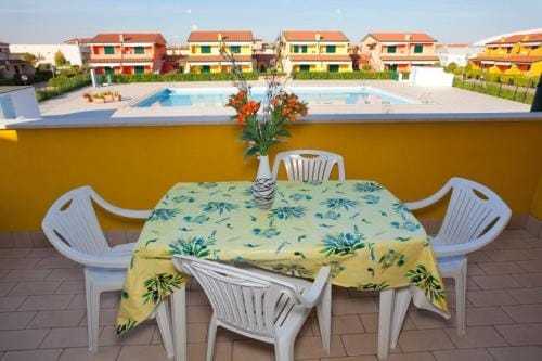 RESORT VILLAGE AQUA MARINA FAMILY - Daily Rooms Tidying - CocktailsBar- Pet Friendly - with Hypermar Hotel in Caorle