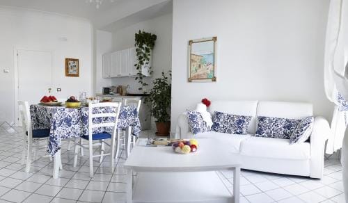Palazzo Dogana Rooms Hotel in Agropoli