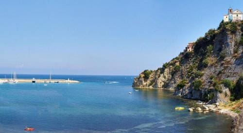 Palazzo Dogana Rooms Hotel in Agropoli