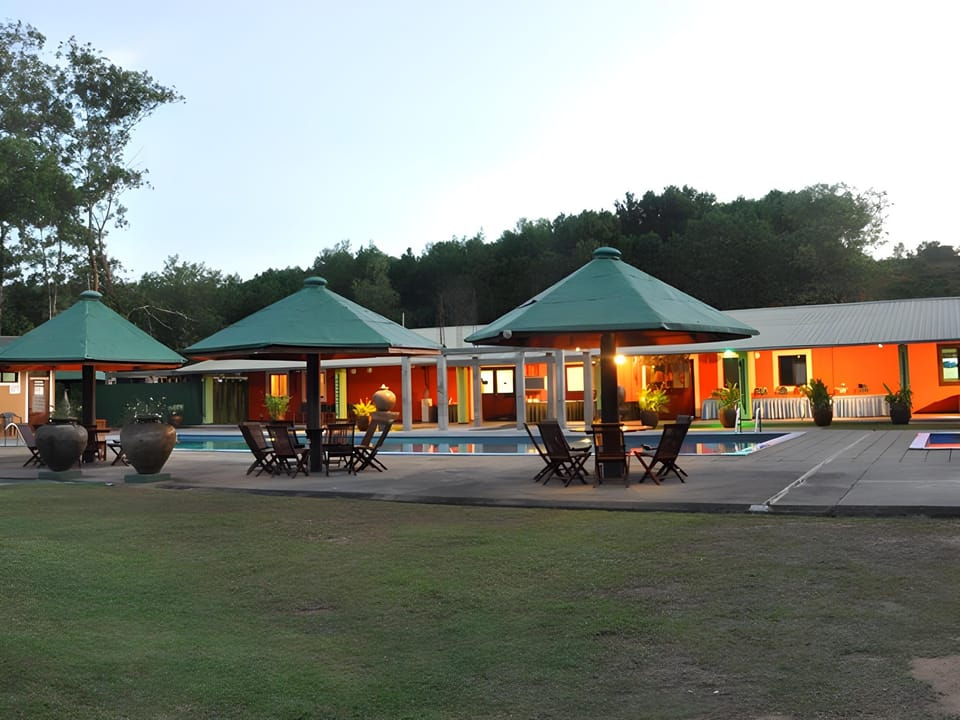 Laya Leisure Hotels Resort in Western Province