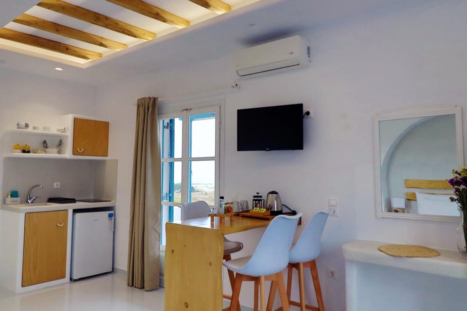 Coralli Beach Apartments Apartment hotel in Naxos, Naxos and Lesser Cyclades, Greece