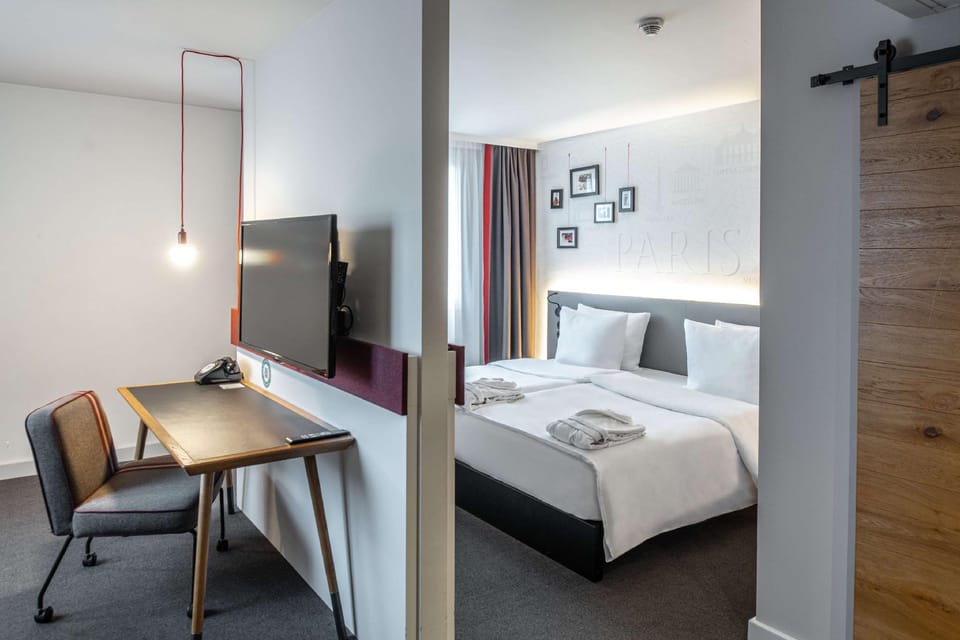 Guestroom