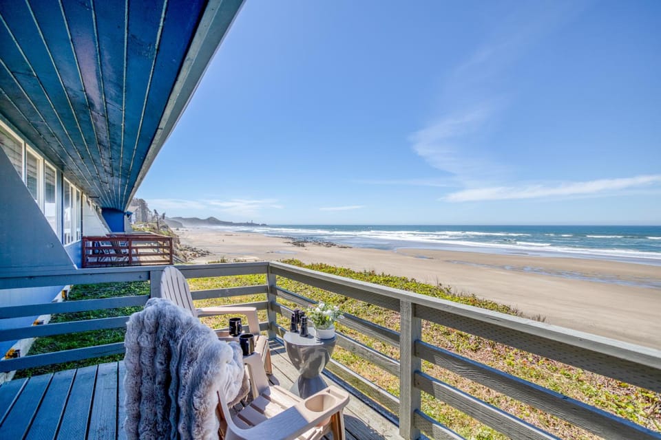Moolack Shores Inn Inn in Oregon