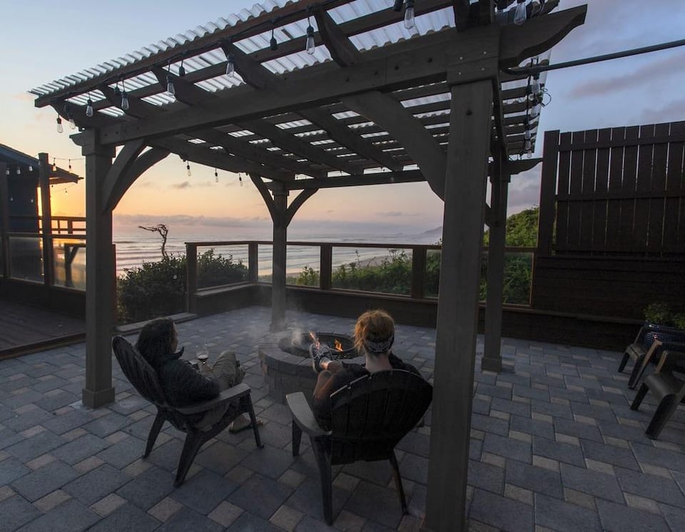 Moolack Shores Inn Inn in Oregon