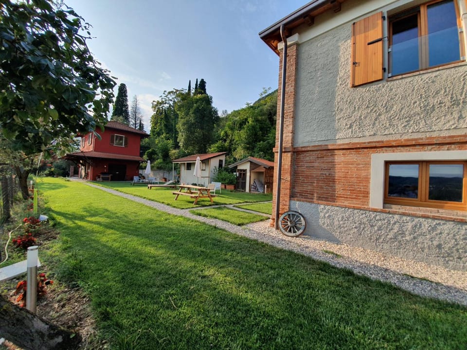 Agriturismo Podere Nigriano Hotel in Salo