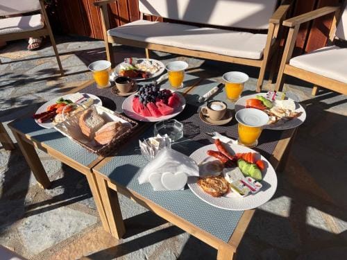 Aloha House Hotel in Montenegro
