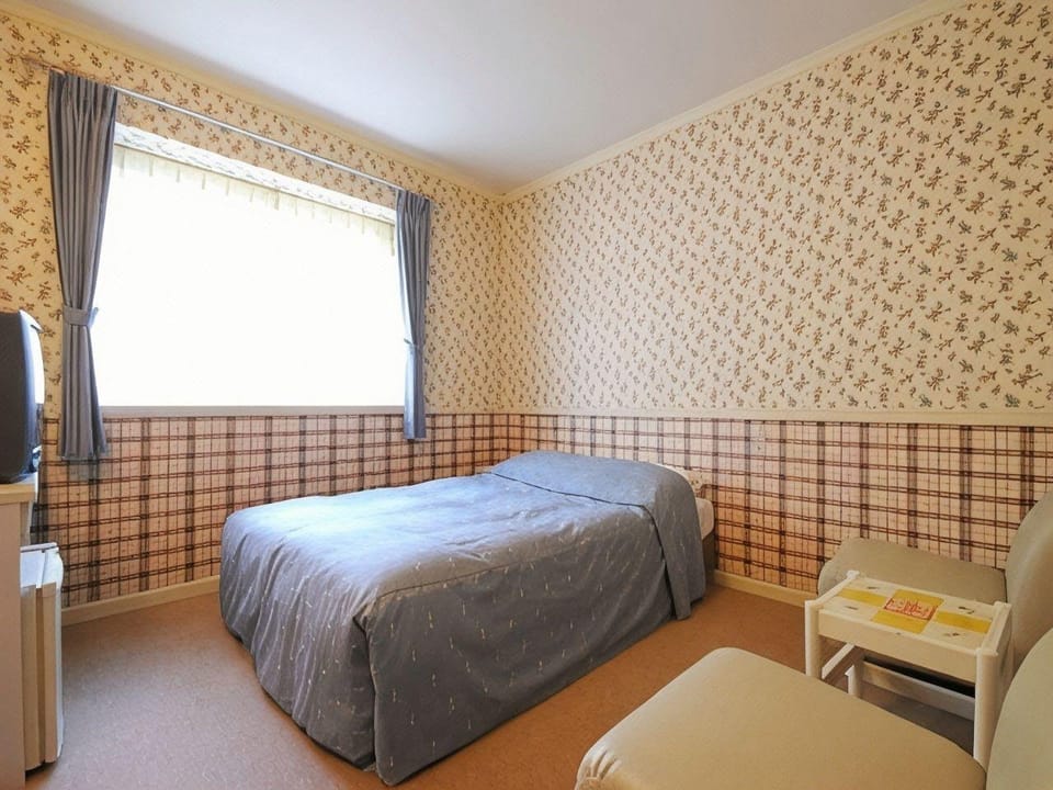American House Cozy Hotel in Shizuoka Prefecture