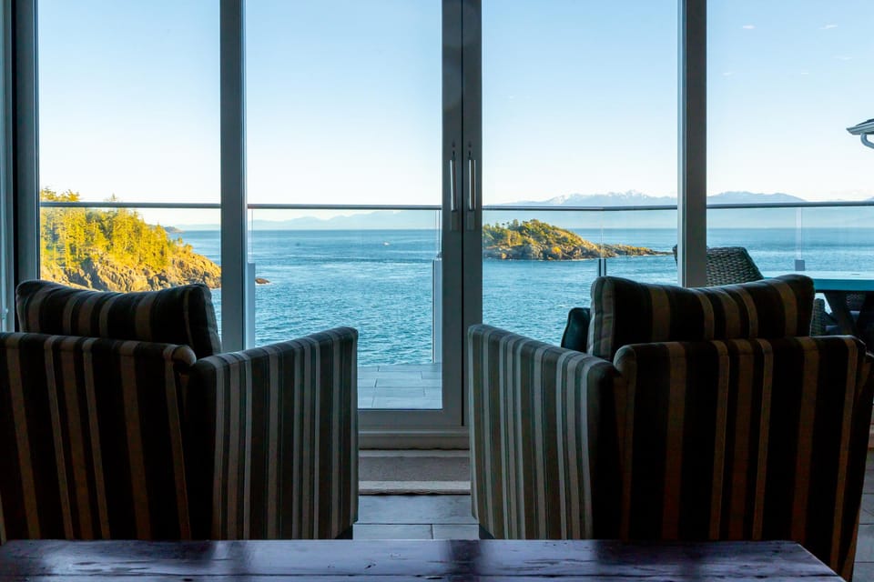 SookePoint Ocean Cottage Resort Resort in Vancouver Island