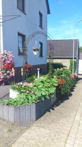 Pension Loni Theisen Hotel in Kelberg