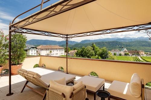 Castel Sallegg Suites Adults only Hotel in Kaltern an der Weinstraße