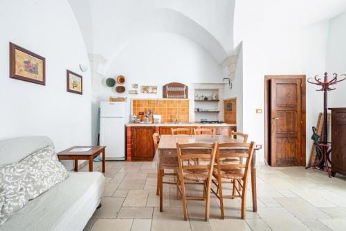 Casa Colombo & Casa Scipione by Rentbeat Hotel in Ostuni