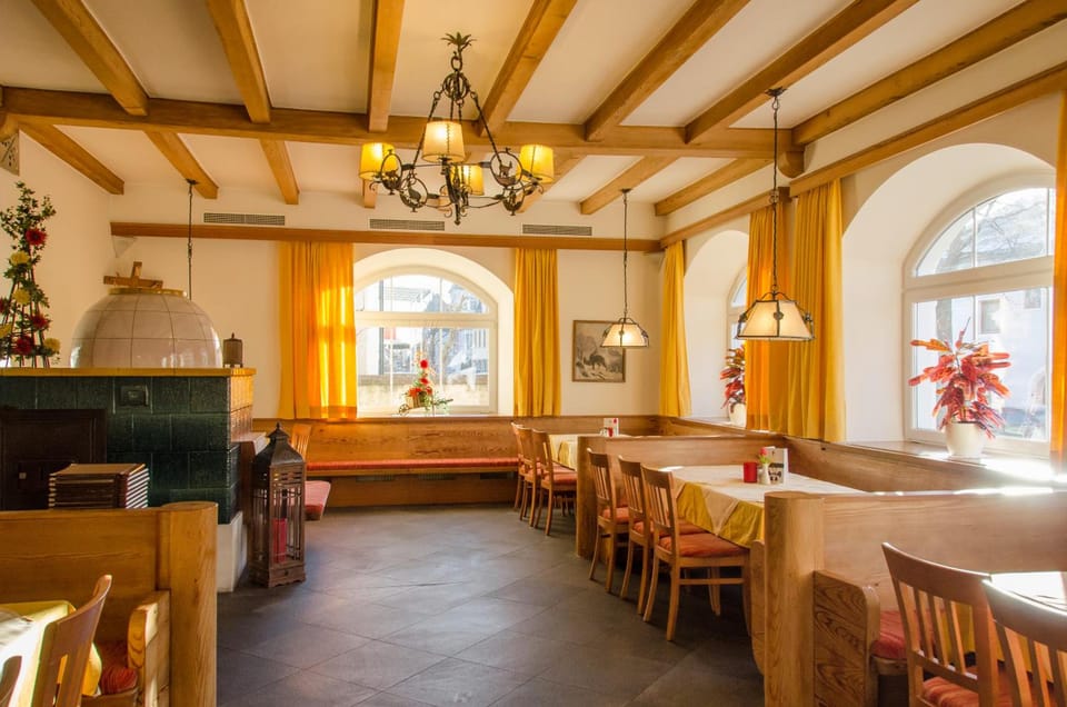 Gasthof Goldener Fisch Hotel in Lienz