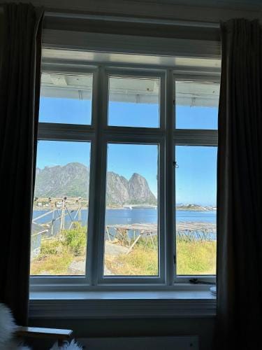 Det Gamle Hotellet Guesthouse Hotel in Lofoten