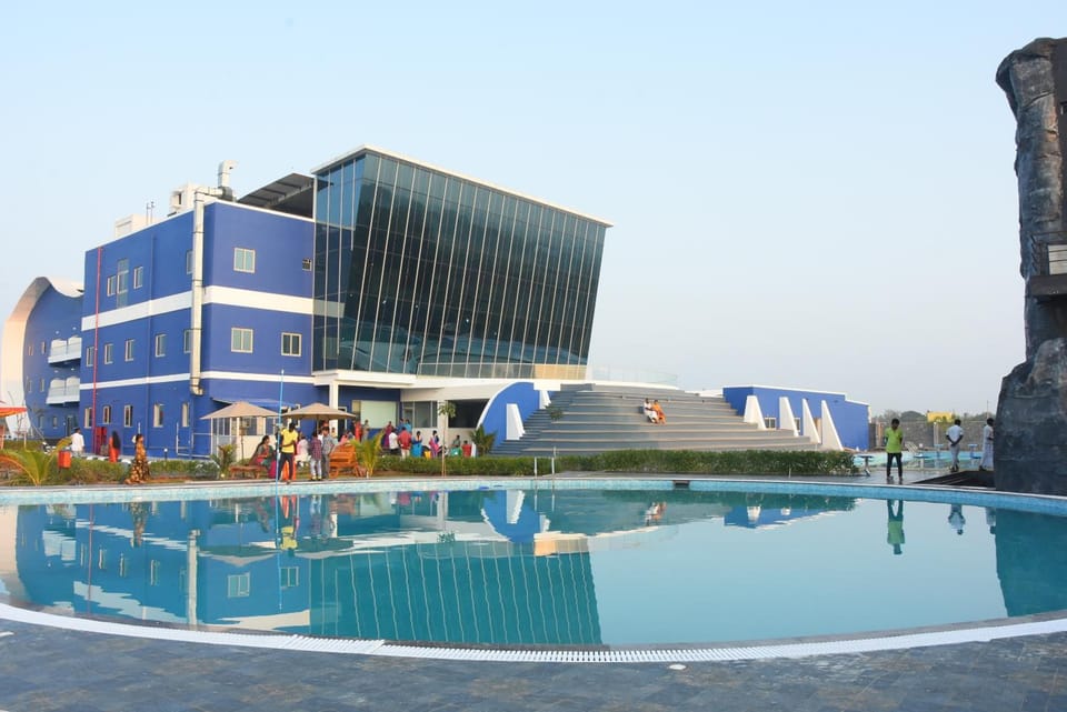 Silver Stone Park Resort Hotel in Tamil Nadu