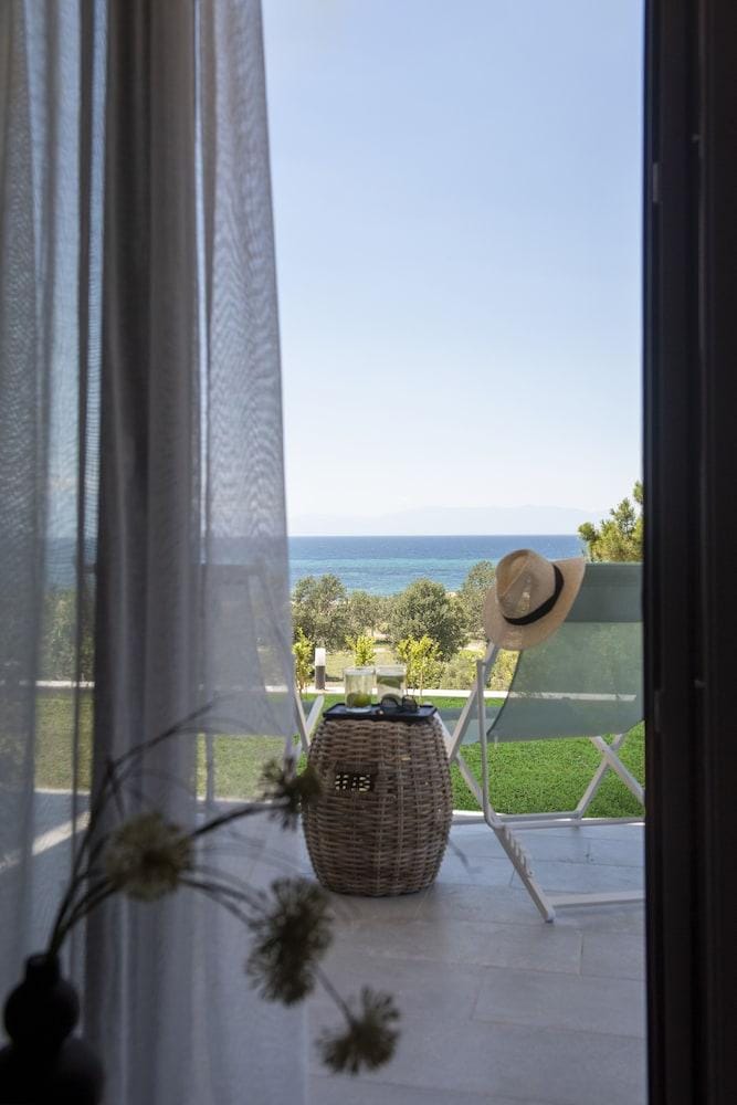 Heraclea Luxury Suites by Travel Pro Services Apartment hotel in Halkidiki