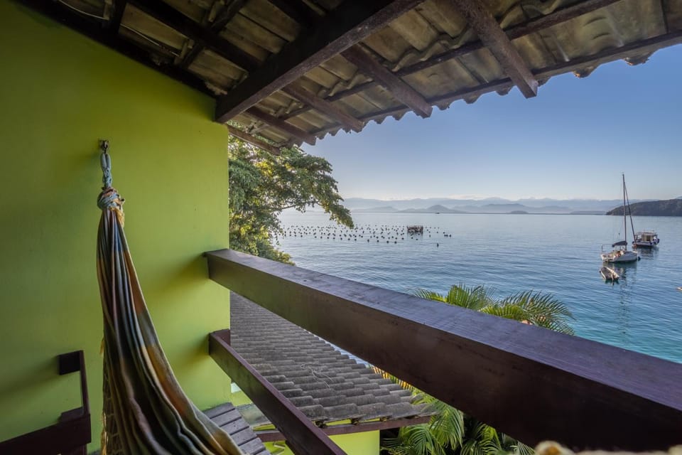 Pousada Cruzoe Inn in State of Rio de Janeiro