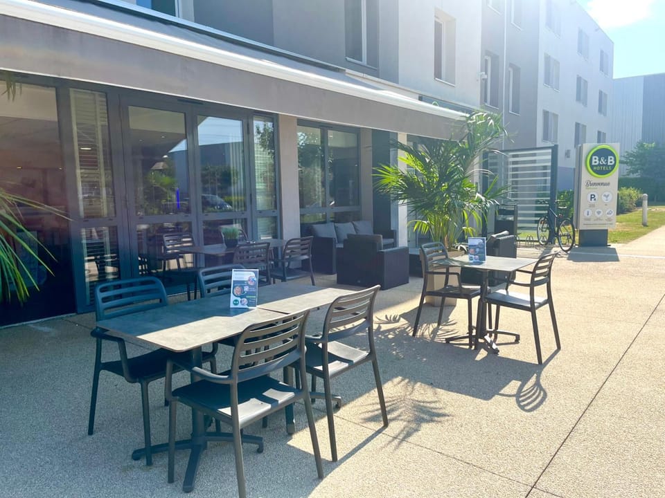 B&B Lyon Aéroport Saint-Quentin-Fallavier Hotel in Auvergne-Rhône-Alpes