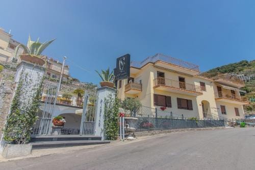Pinguino B&B Hotel in Ravello