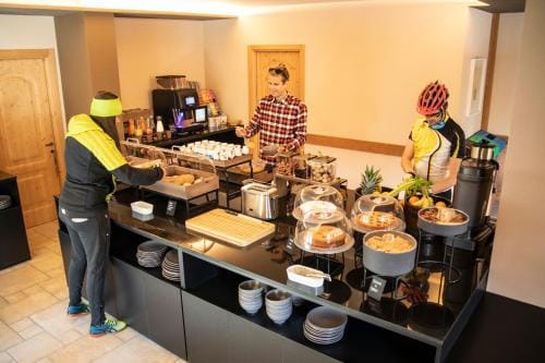 Bresidence Edelweiss Hotel in Canton of Grisons
