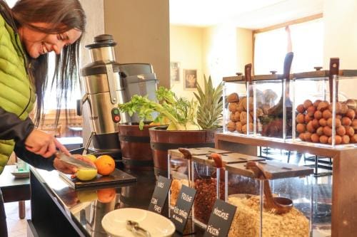 Bresidence Edelweiss Hotel in Canton of Grisons