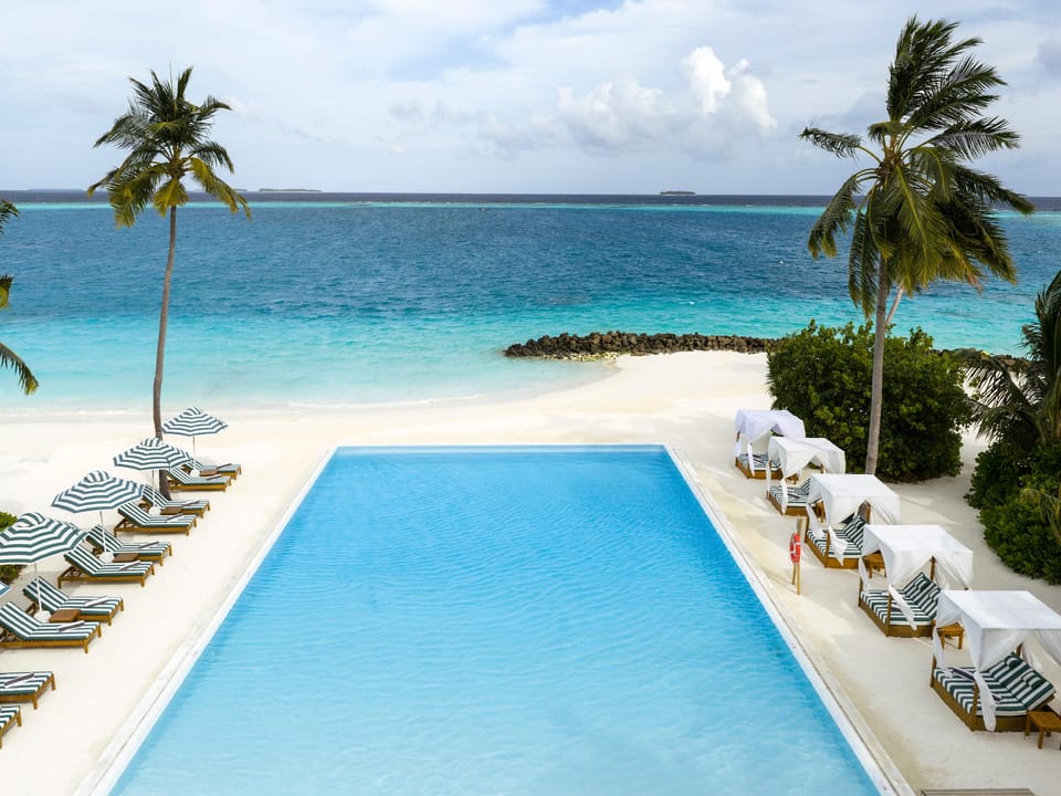 Poolside bar