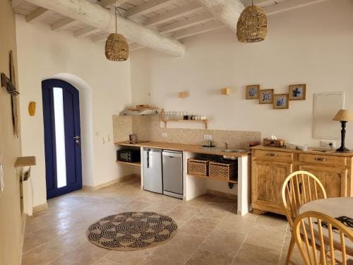 La Promenade Suite & Spa Hotel in Calvisson