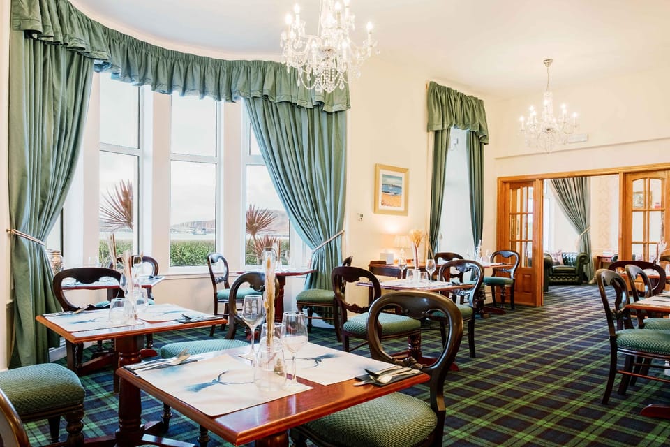 Muthu Queens Hotel, Oban Hotel in Oban