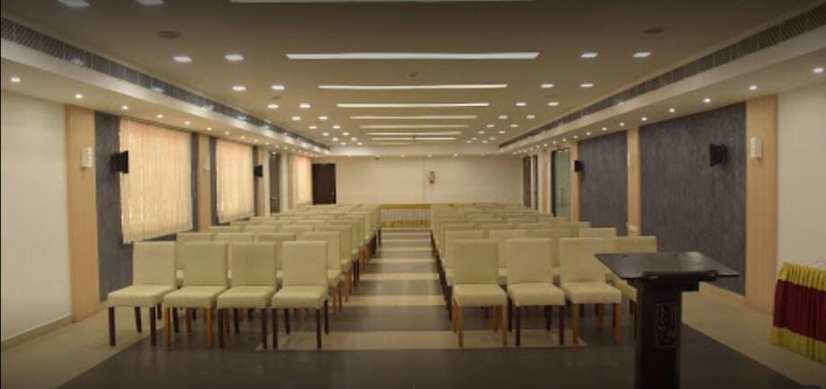 Hotel Armani Residency Hotel in Kerala