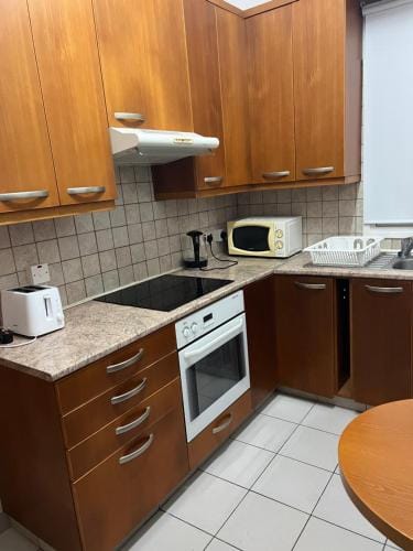 Makenzie 2 rooms first line beach Hostel in Larnaca