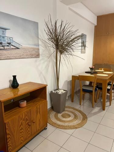 Makenzie 2 rooms first line beach Hostel in Larnaca