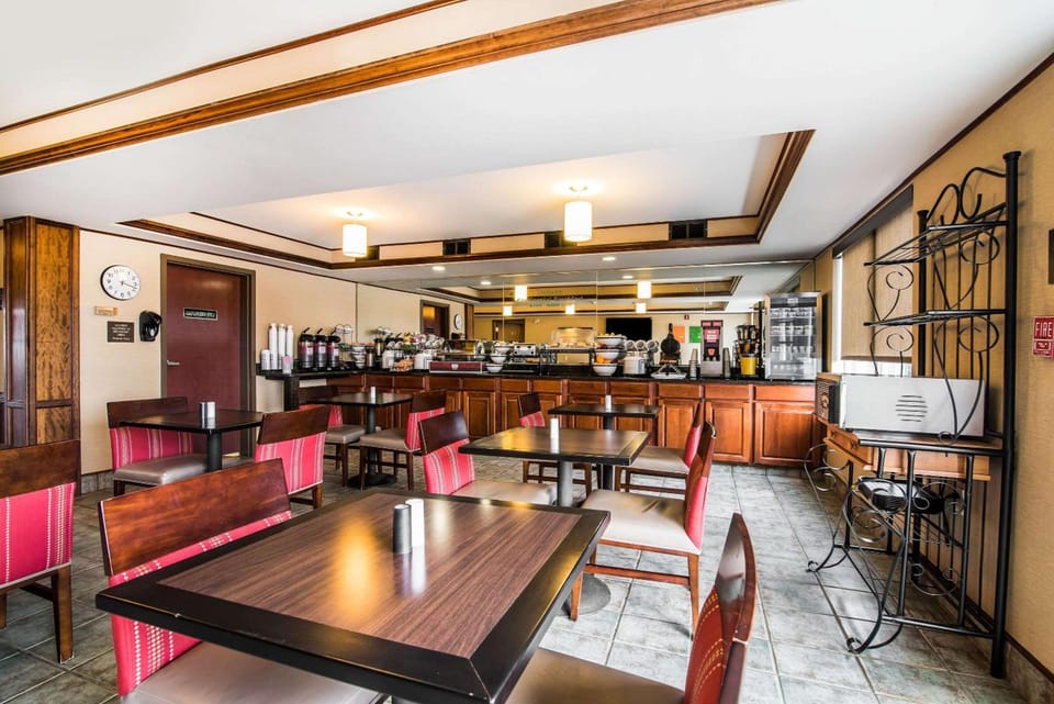 Quality Inn & Suites Towanda Hotel in Pennsylvania