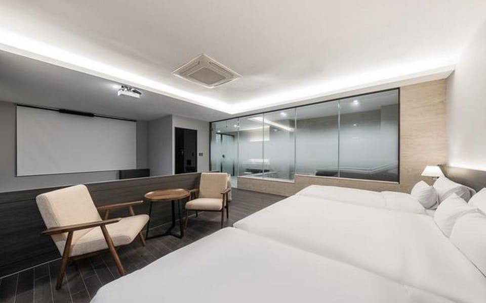 Guestroom