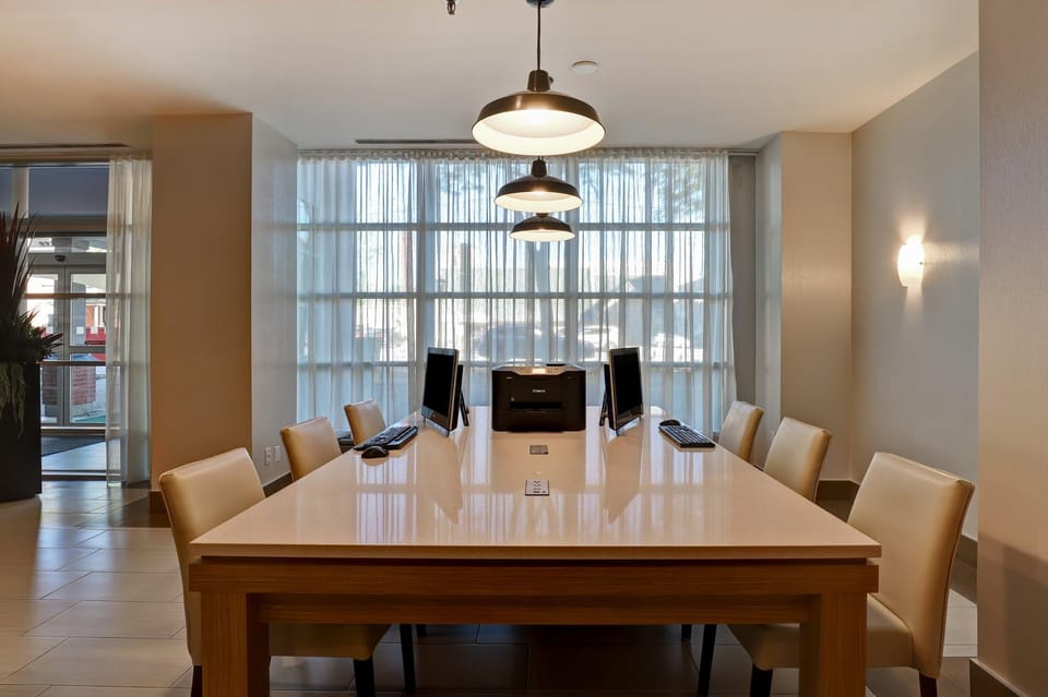 Holiday Inn Ottawa Dwtn - Parliament Hill By IHG Hotel in Downtown