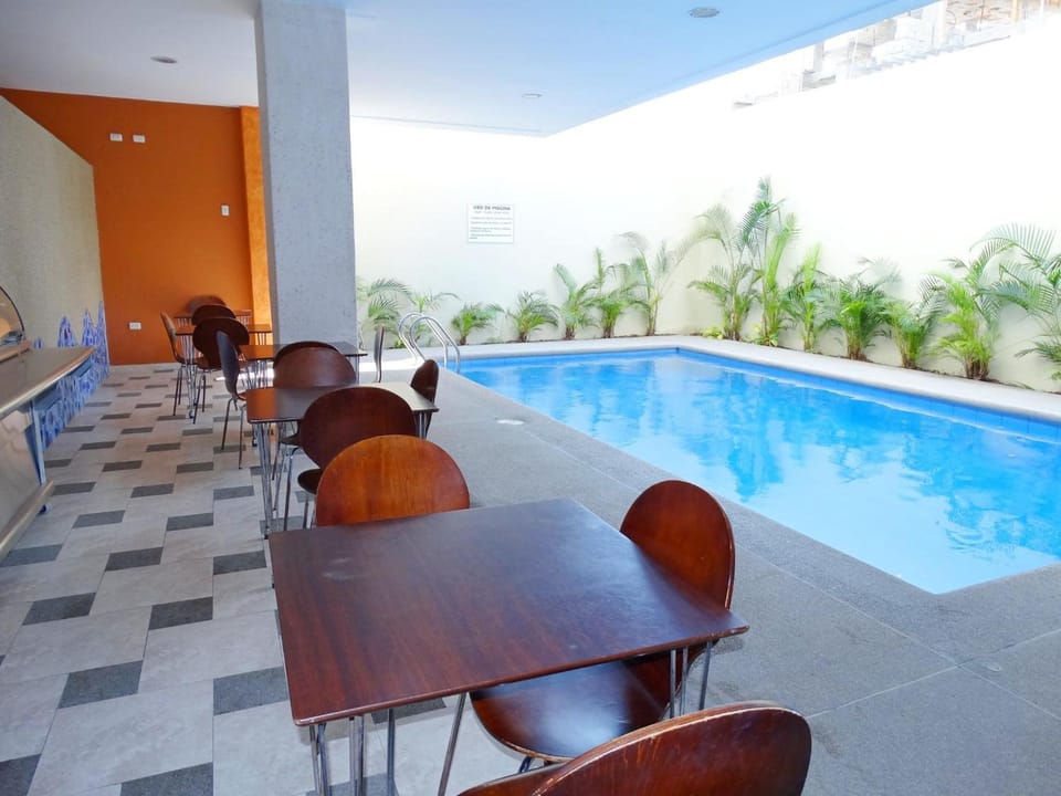 Bar/lounge