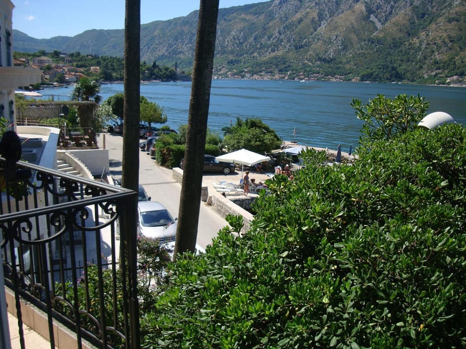 Villa Perla Del Mare Hotel in Dobrota