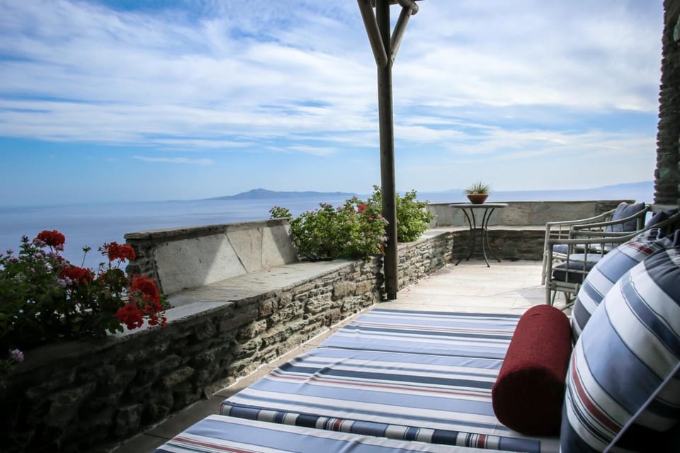 Aegean Castle Andros – Adults Only Apartment hotel in Decentralized Administration of the Aegean