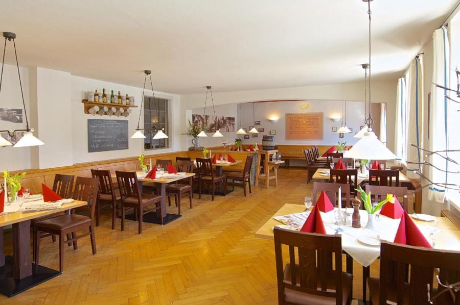 Braustuble und Hotel zur Post Hotel in Lindenberg im Allgäu