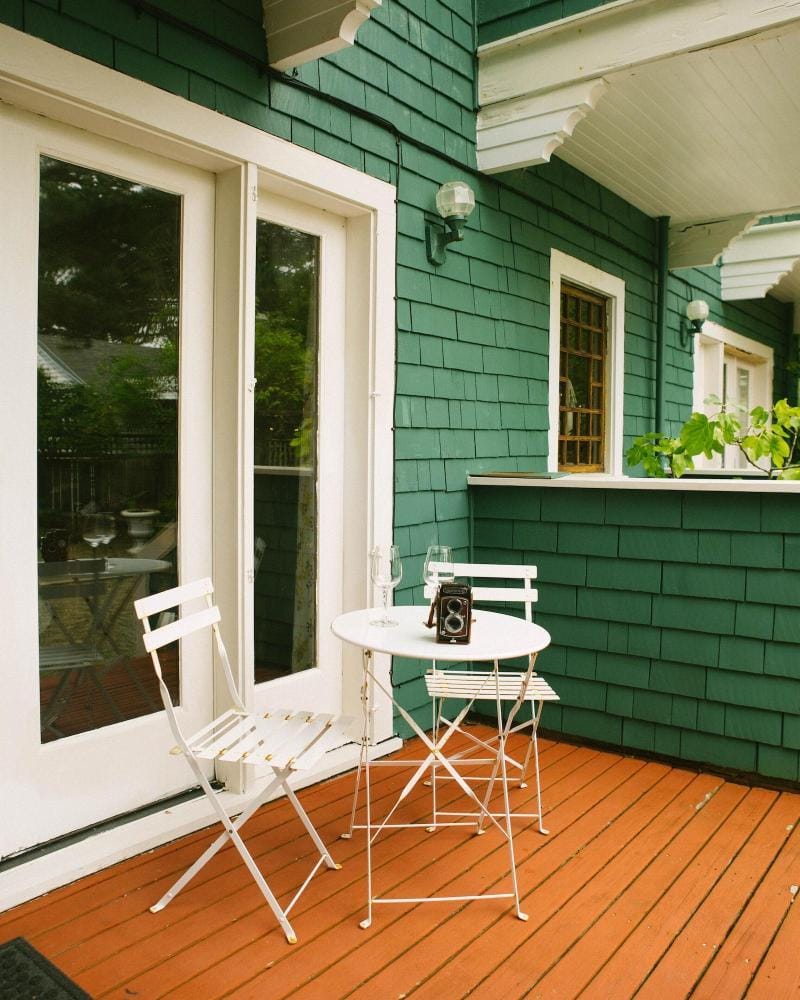 Shelburne Hotel Inn in Seaview