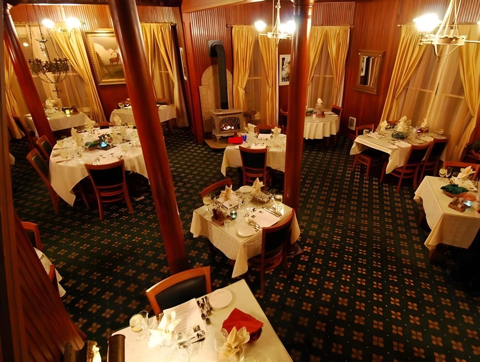 Shelburne Hotel Inn in Seaview