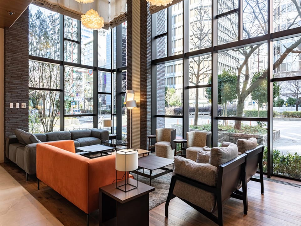Shared lounge/TV area