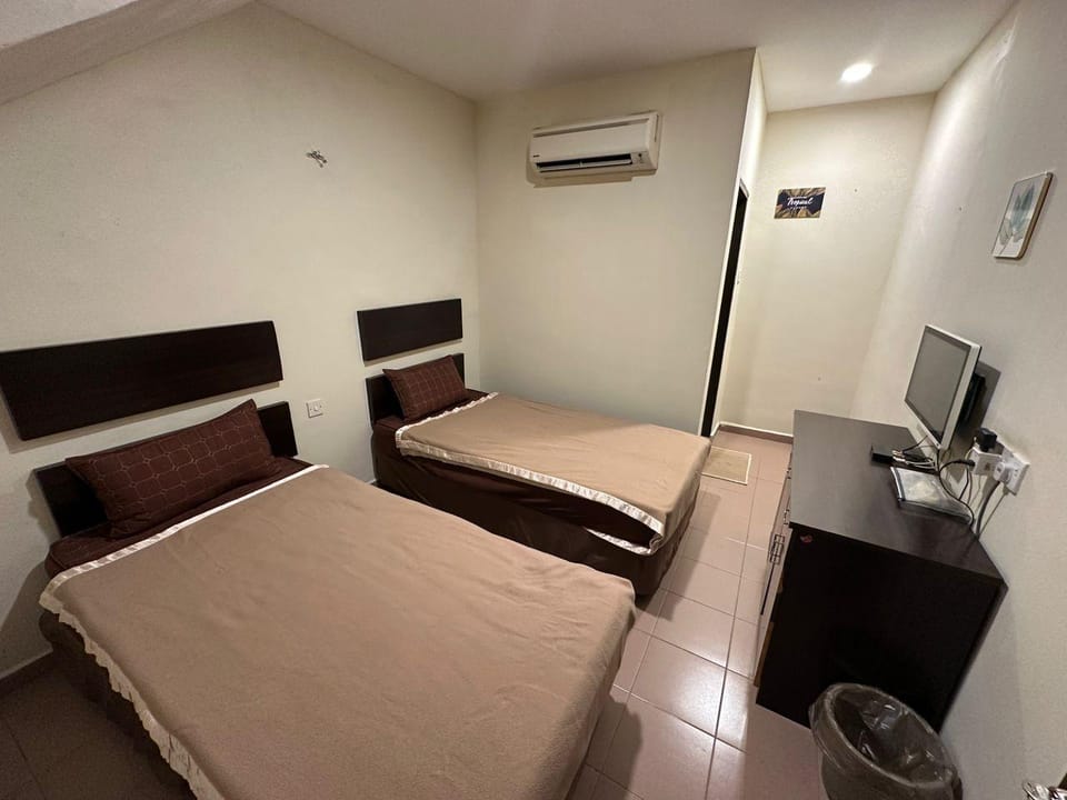 EZZY IN HOTEL Hotel in Perak