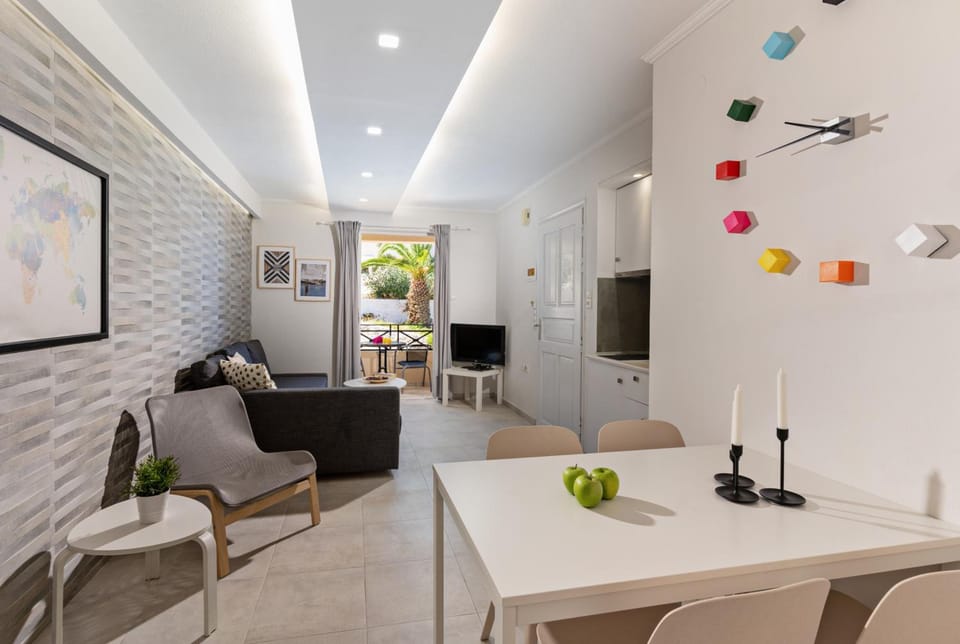 Castello Apartments Hotel in Panormos in Rethymno