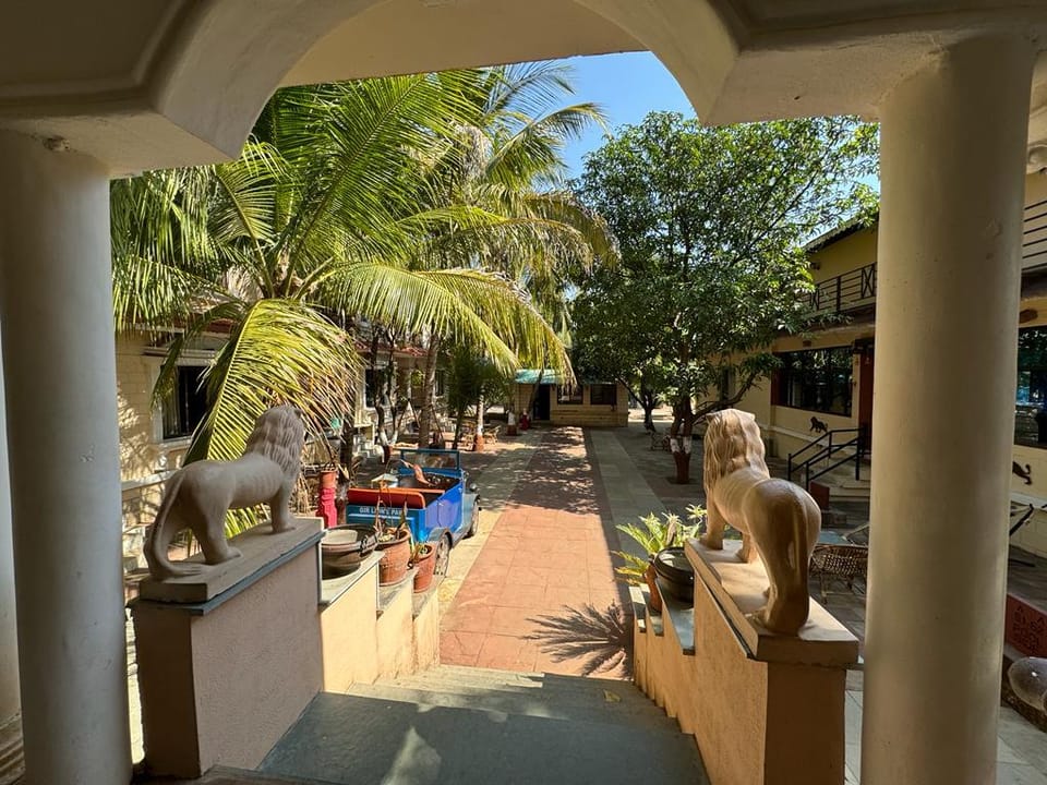 Gir Lions Paw Resort with Swimming Pool Resort in Gujarat