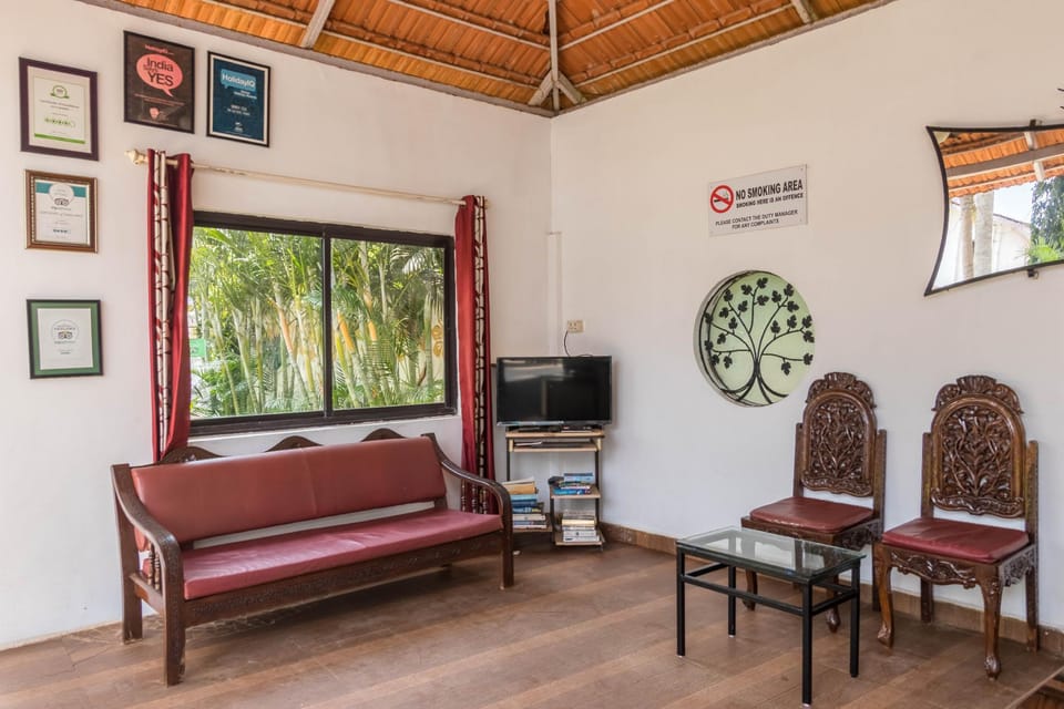 Dona Julia Beach Resort Resort in Calangute