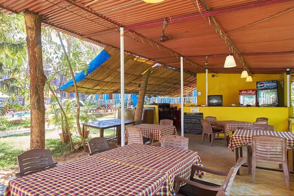 Dona Julia Beach Resort Resort in Calangute