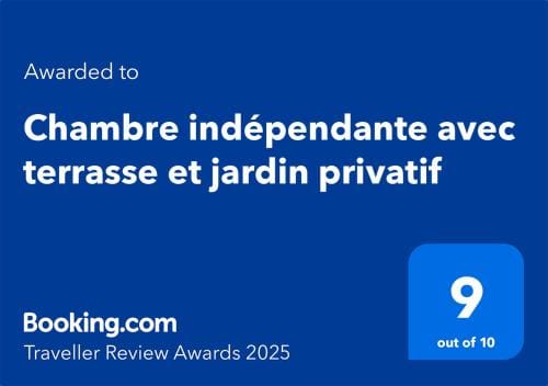 Chambre independante avec terrasse et jardin privatif Hotel in Calvisson