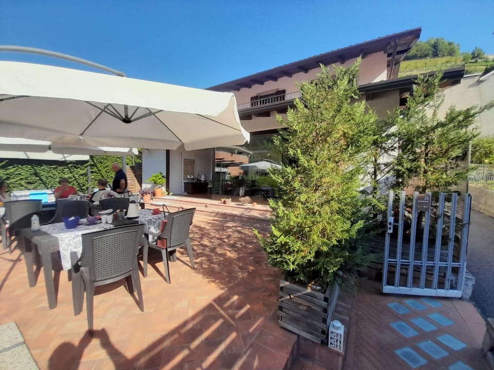 Bed&Breakfast Angela Hotel in Province of Brescia