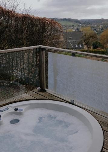 L'Escale Zen - Tiny House (Jacuzzi/Sauna) Hotel in Wallonia, Belgium